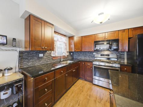 292 Bensley Avenue Calumet City IL 60409