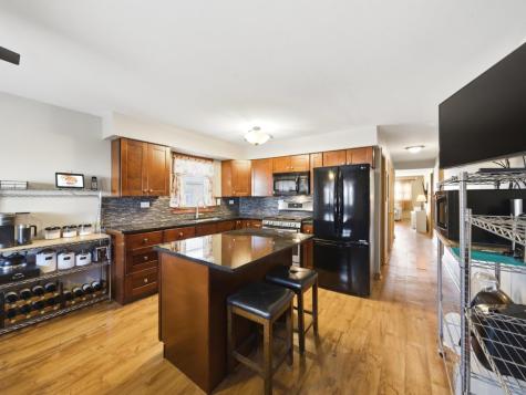 292 Bensley Avenue Calumet City IL 60409