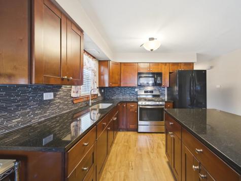 292 Bensley Avenue Calumet City IL 60409