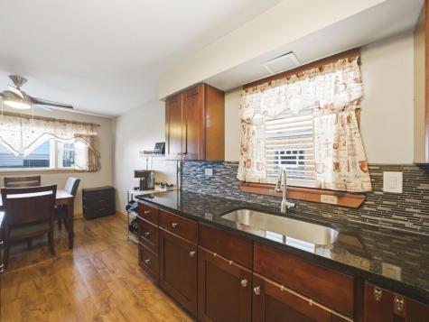 292 Bensley Avenue Calumet City IL 60409