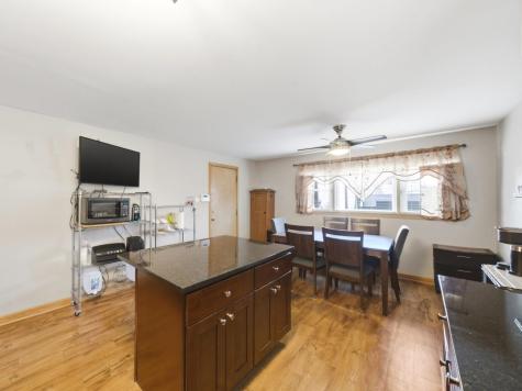 292 Bensley Avenue Calumet City IL 60409