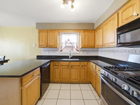 292 Bensley Avenue Calumet City IL 60409