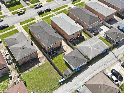 292 Bensley Avenue Calumet City IL 60409