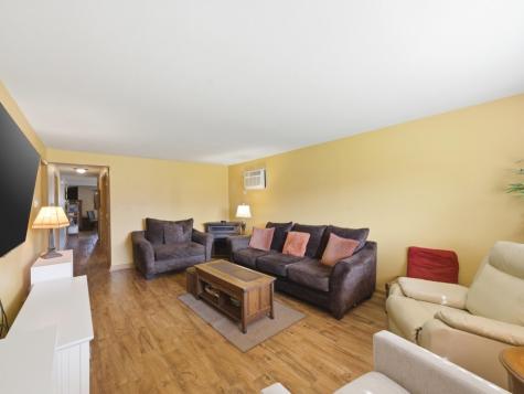 292 Bensley Avenue Calumet City IL 60409