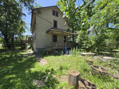 630 Belle Court Phoenix IL 60426