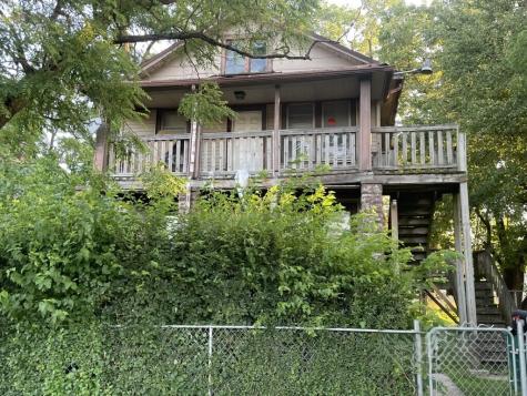 630 Belle Court Phoenix IL 60426