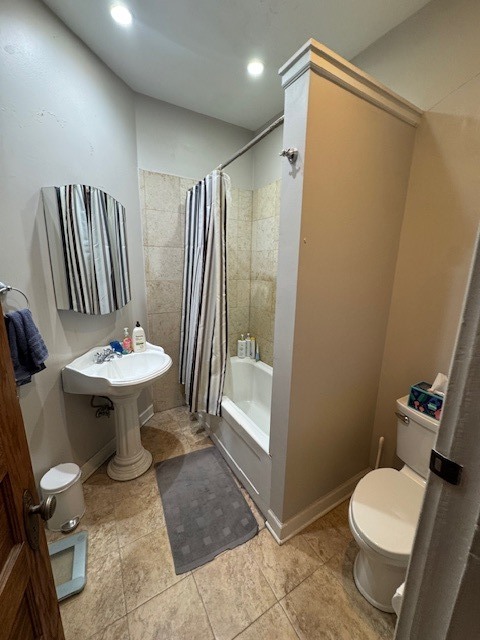 3041 West Fullerton Avenue Chicago IL 60647