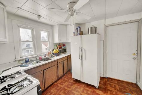 37 West 36th Place Steger IL 60475