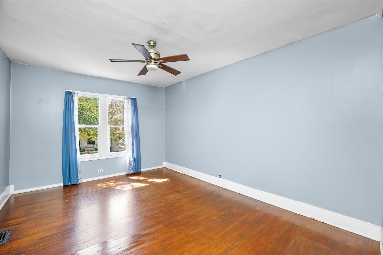 2118 North Bingham Street Chicago IL 60647