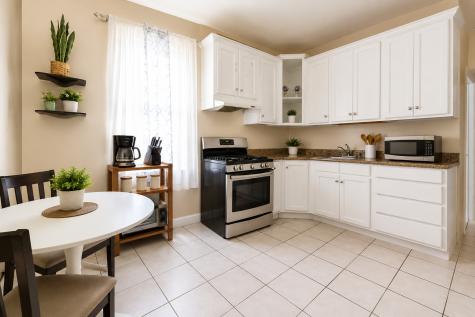 5619 South Wood Street Chicago IL 60636