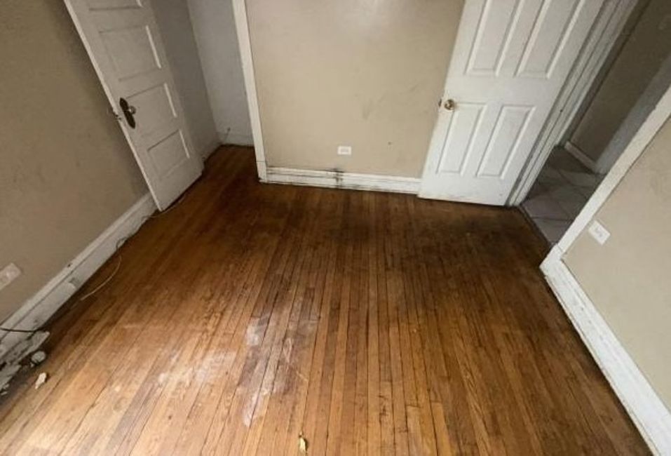 11806 South Parnell Avenue Chicago IL 60628
