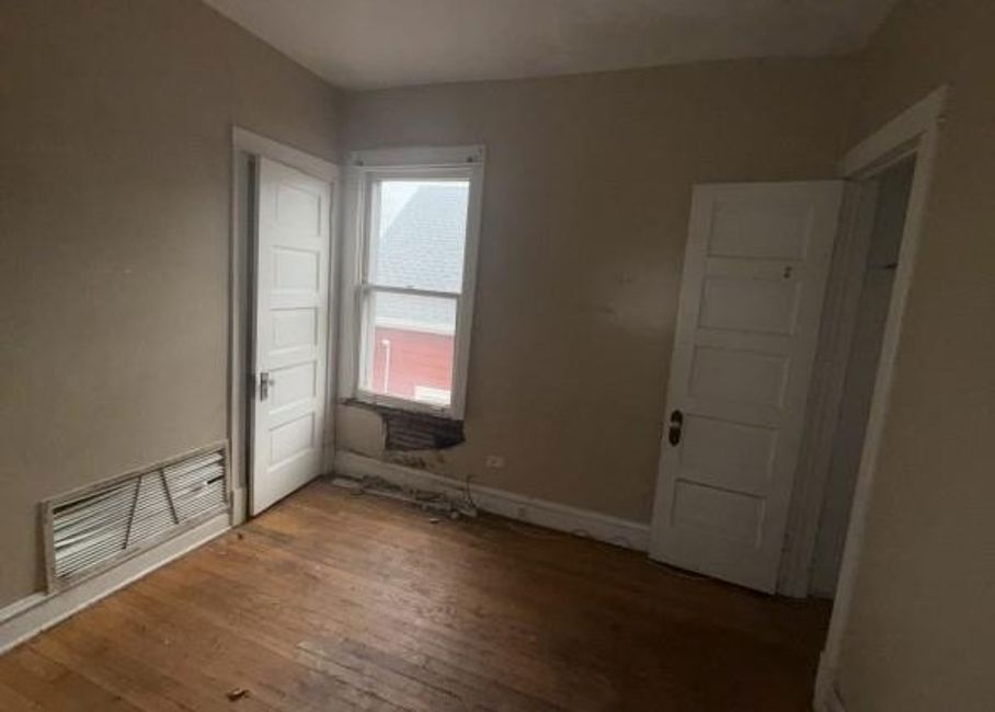 11806 South Parnell Avenue Chicago IL 60628