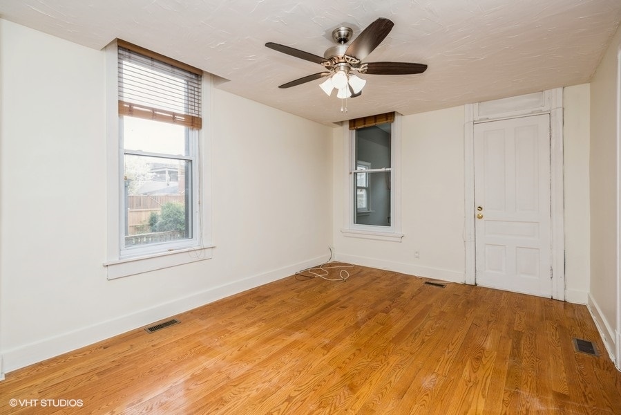 2248 North Southport Avenue Chicago IL 60614