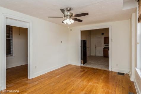 2248 North Southport Avenue Chicago IL 60614