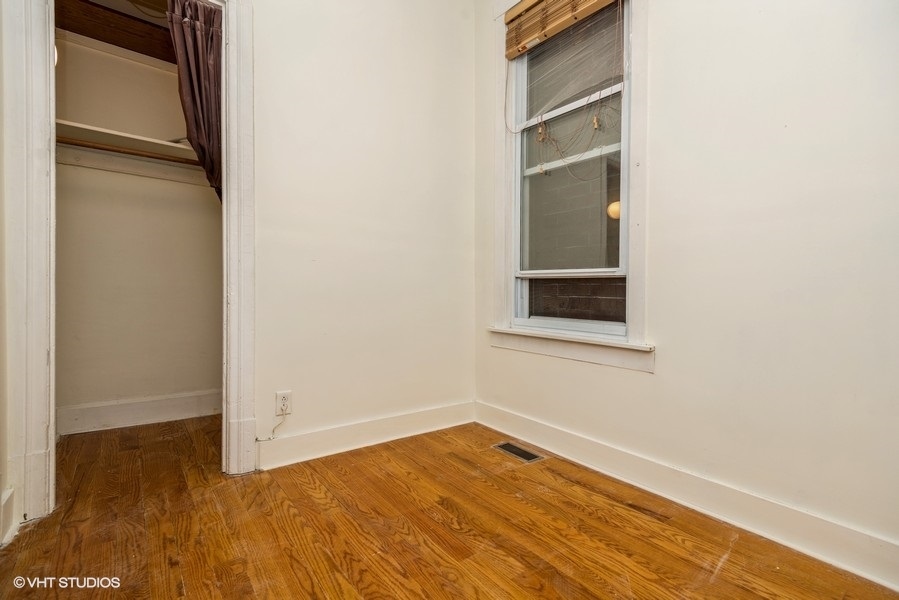 2248 North Southport Avenue Chicago IL 60614