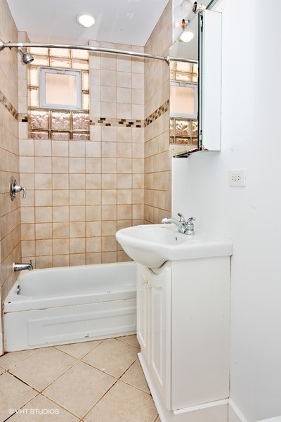 2248 North Southport Avenue Chicago IL 60614
