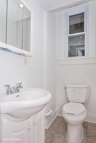 2248 North Southport Avenue Chicago IL 60614