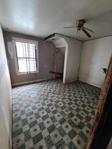 10452 South State Street Chicago IL 60628