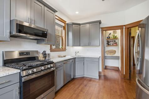 5227 North Glenwood Avenue Chicago IL 60640