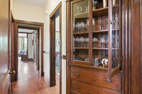 5227 North Glenwood Avenue Chicago IL 60640