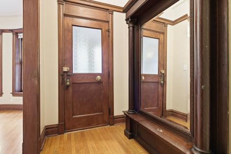 5227 North Glenwood Avenue Chicago IL 60640