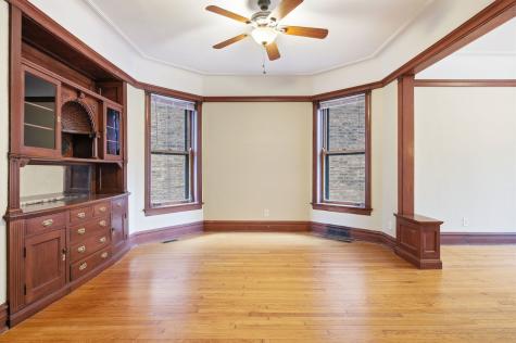 5227 North Glenwood Avenue Chicago IL 60640