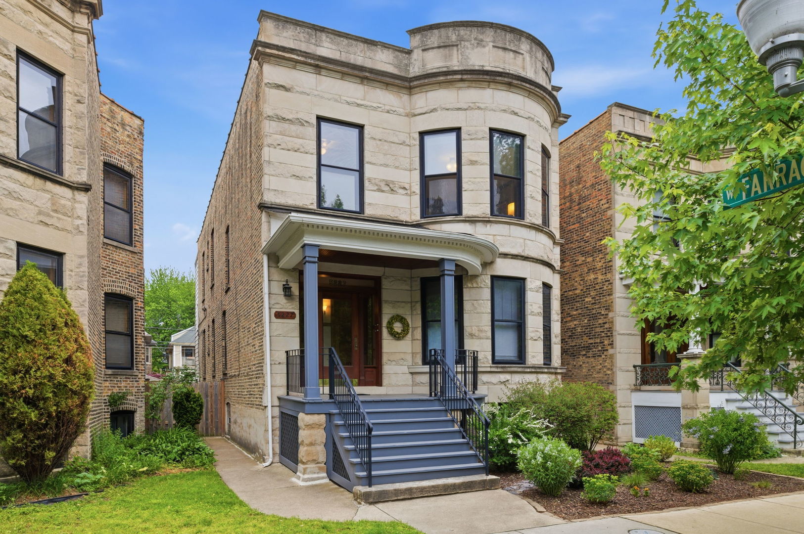 5227 North Glenwood Avenue Chicago IL 60640