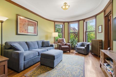 5227 North Glenwood Avenue Chicago IL 60640