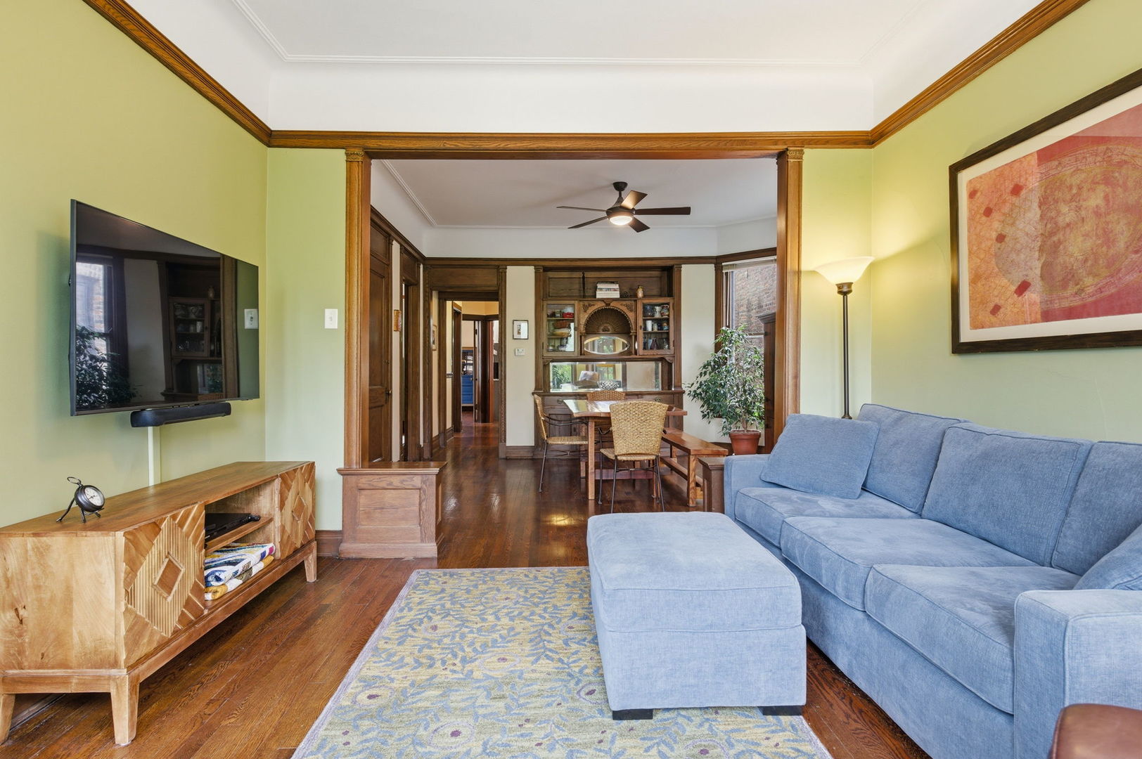 5227 North Glenwood Avenue Chicago IL 60640