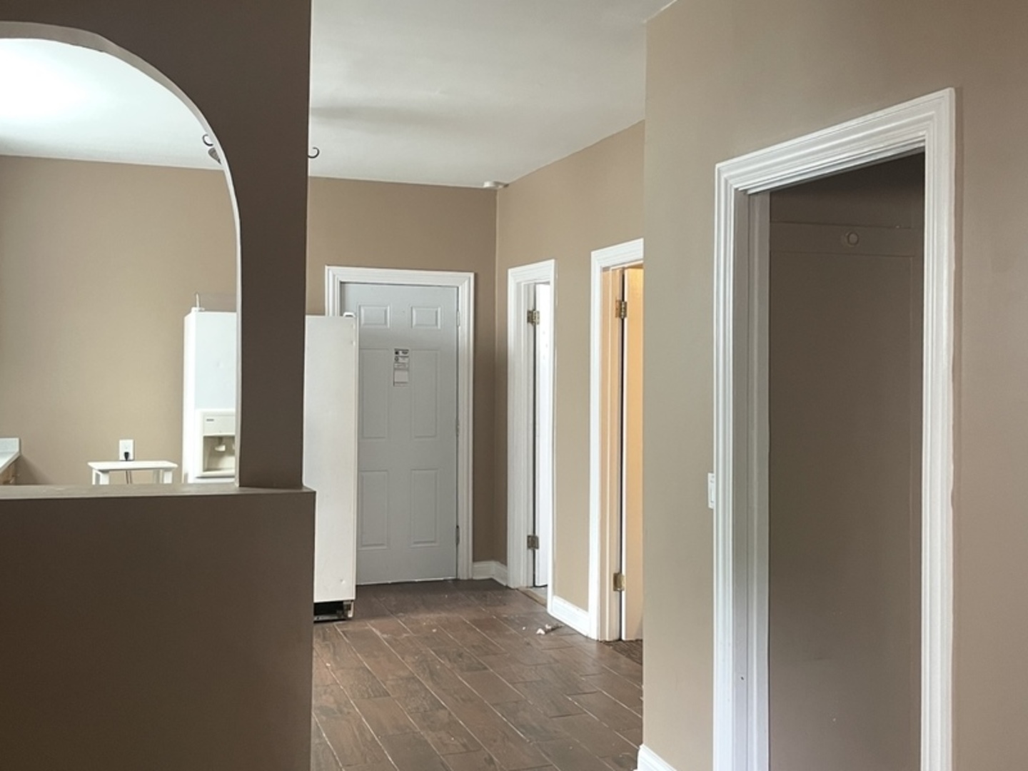 8330 South Buffalo Avenue Chicago IL 60617