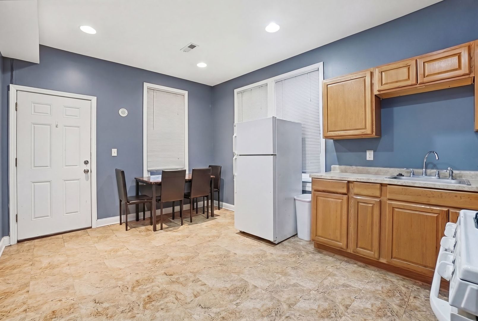 4505 South Fairfield Avenue Chicago IL 60632