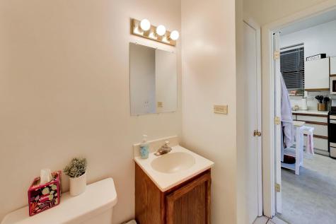 708 West Buckingham Place Chicago IL 60657