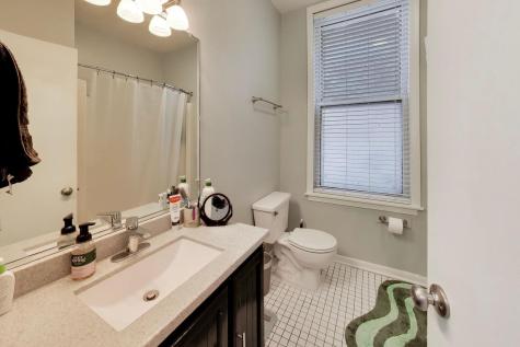 708 West Buckingham Place Chicago IL 60657