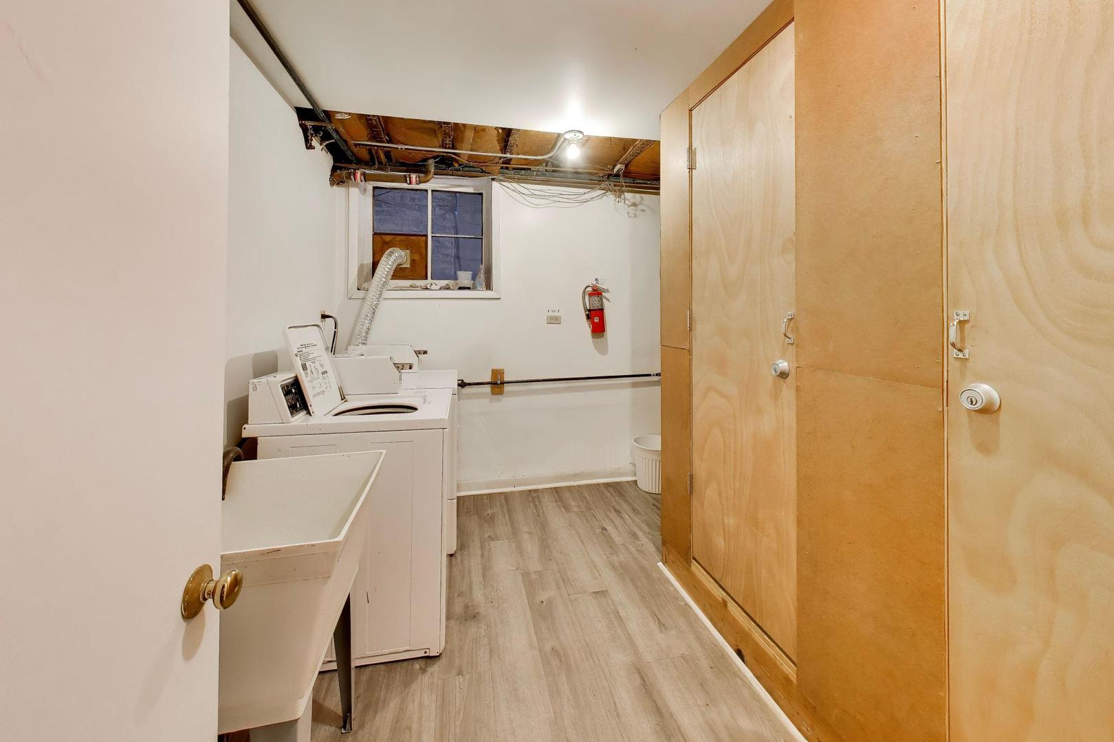 708 West Buckingham Place Chicago IL 60657