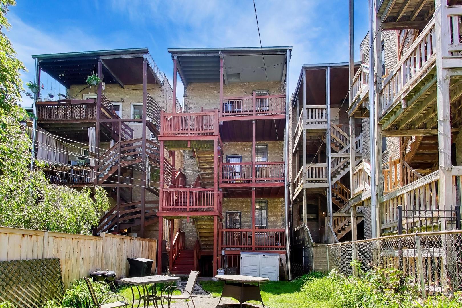 708 West Buckingham Place Chicago IL 60657