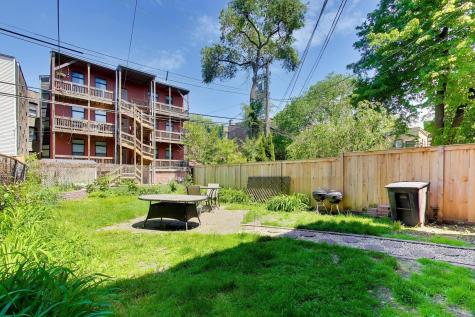 708 West Buckingham Place Chicago IL 60657