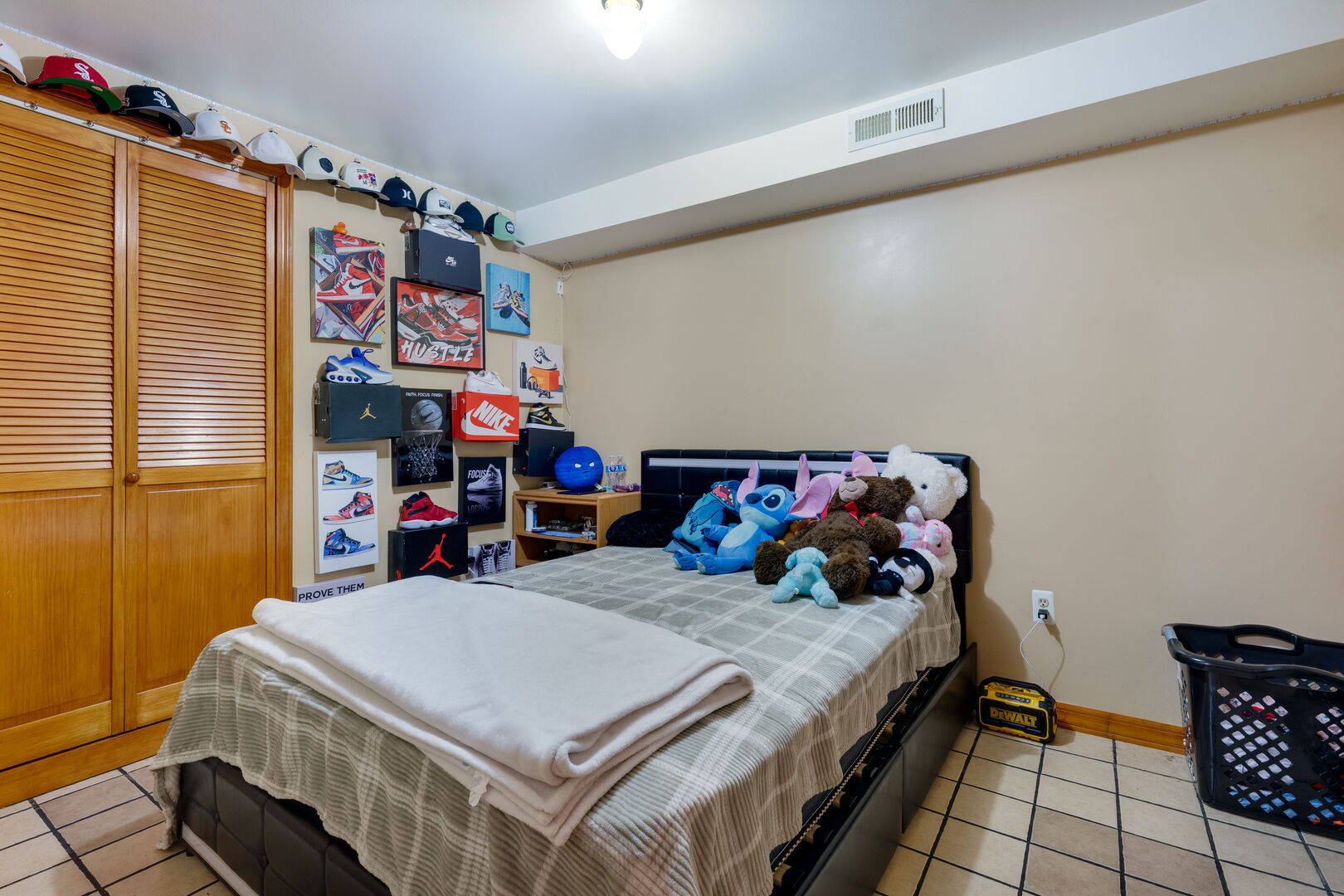 2312 West Taylor Street Chicago IL 60612