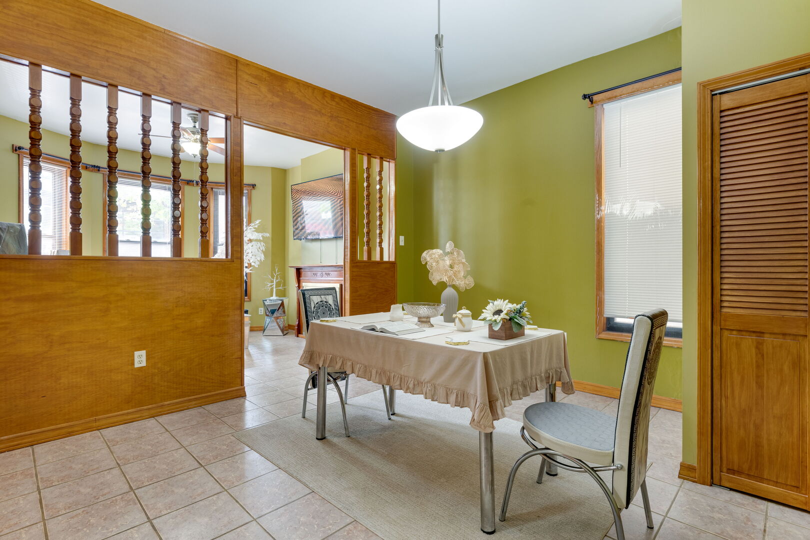 2312 West Taylor Street Chicago IL 60612