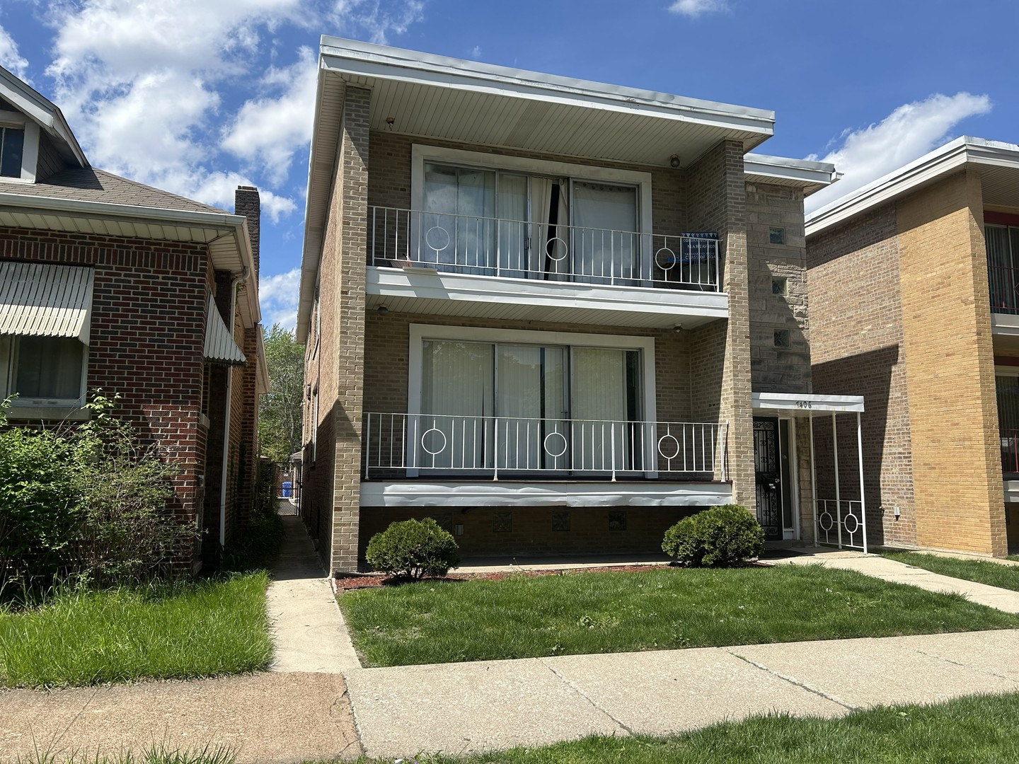 7406 South King Drive Chicago IL 60619