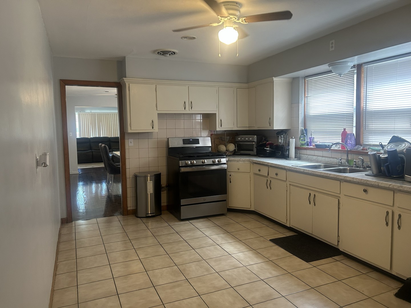 7406 South King Drive Chicago IL 60619