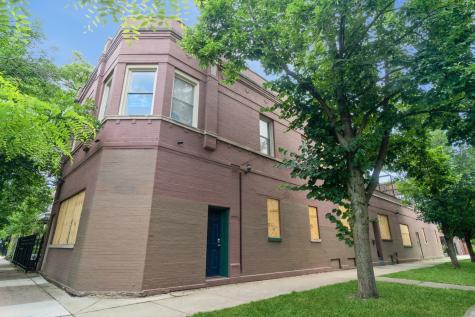 3659 West Palmer Street Chicago IL 60647