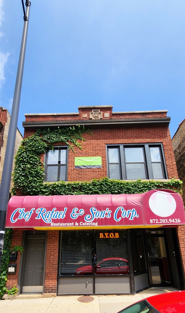 3816 West Montrose Avenue Chicago IL 60618