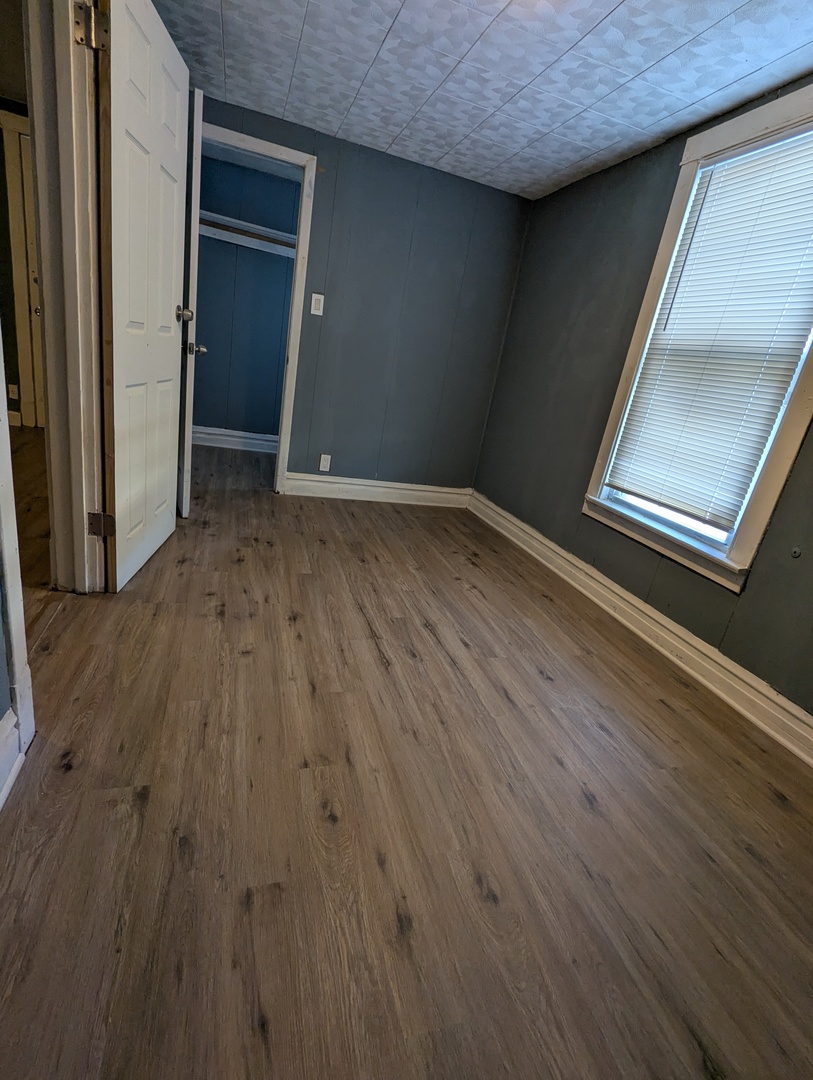 8444 South Escanaba Avenue Chicago IL 60617