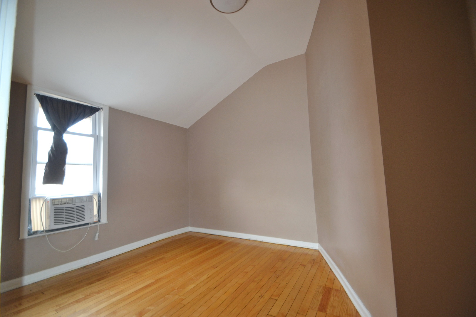 3837 North Kedzie Avenue Chicago IL 60618