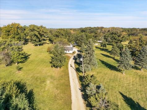 17406 Il Route 173 Harvard IL 60033