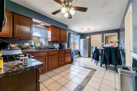 3838 Ridgeland Avenue Berwyn IL 60402