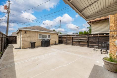 3838 Ridgeland Avenue Berwyn IL 60402