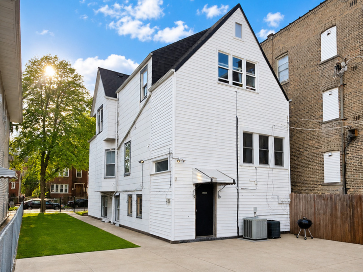 2053 North Kilbourn Avenue Chicago IL 60639