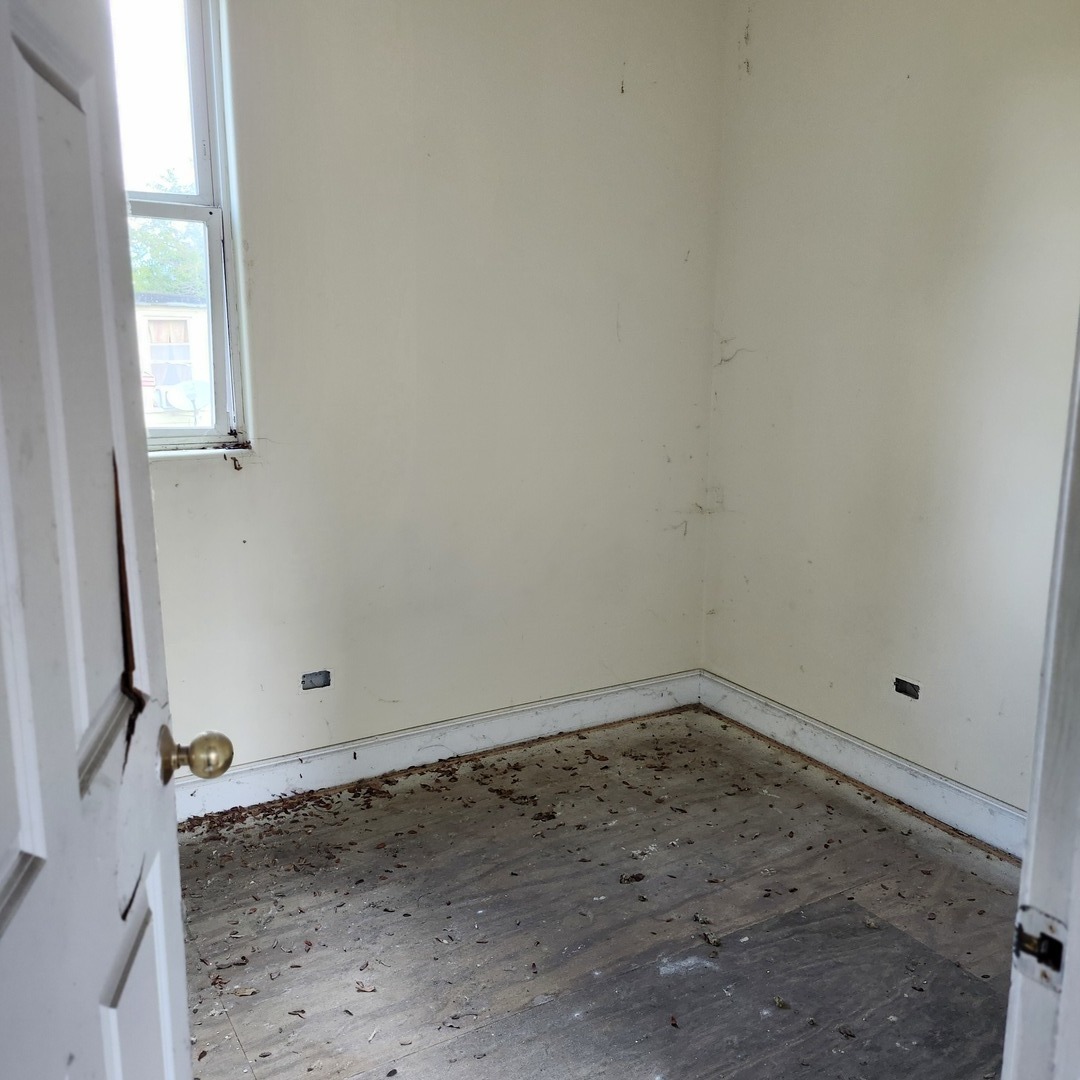 7233 South Sangamon Street Chicago IL 60621