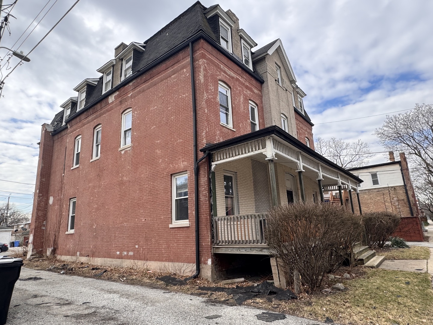 645 East 113th Street Chicago IL 60628